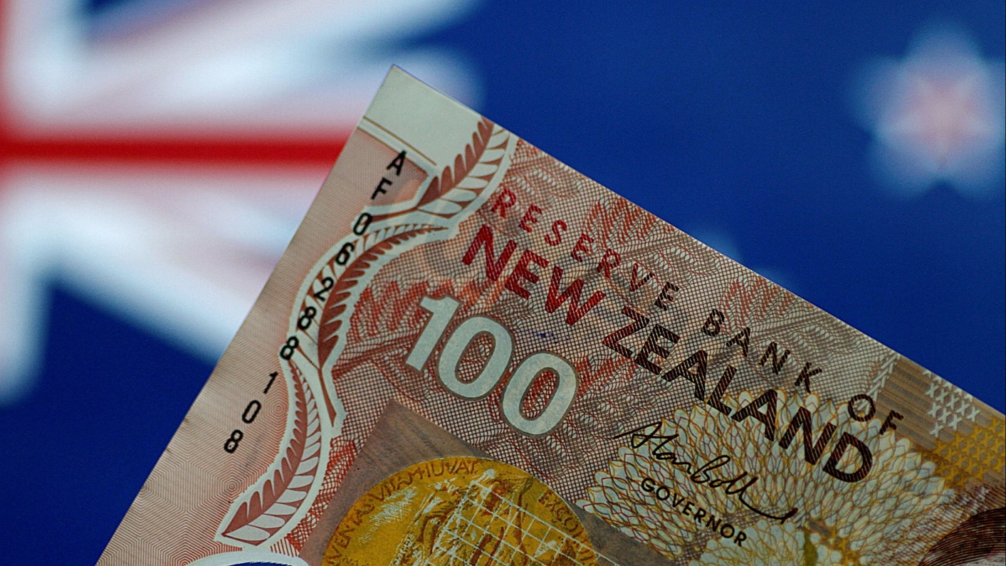 NZD/USD hướng tới mức 0,6206 sau khi RBNZ tăng lãi suất